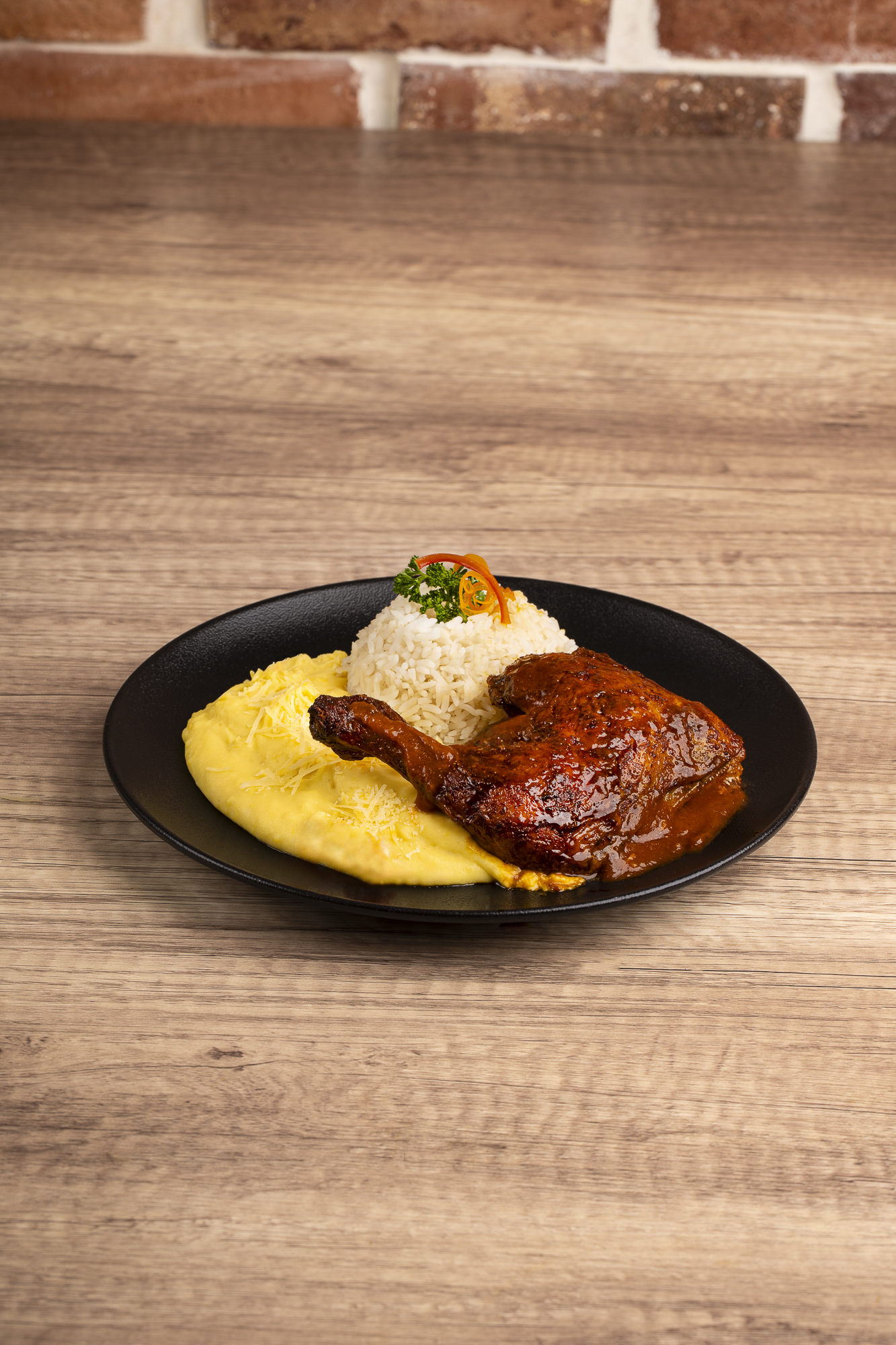 Pollo al Horno con Puré y Arroz